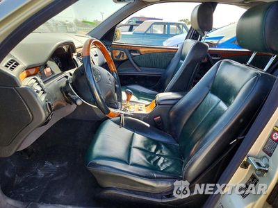 Zdjęcie 7 z 12 samochodu: 2001 MERCEDES-BENZ E 320 VIN:WDBJF65JX1B199179 - miniatura