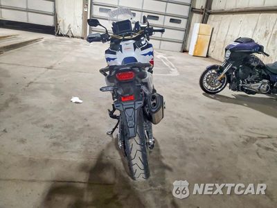 Czwarte zdjęcie samochodu z boku: 2024 HONDA CRF1100 D4 VIN:JH2SD15EXRK000605 - miniatura