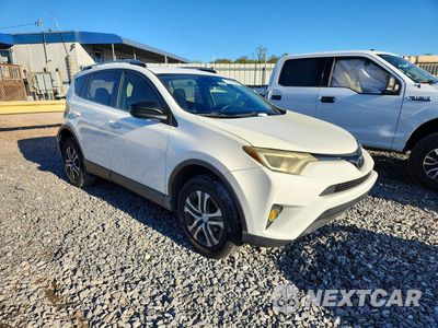 Czwarte zdjęcie samochodu z boku: 2018 TOYOTA RAV4 LE VIN:JTMZFREV9JJ211000 - miniatura