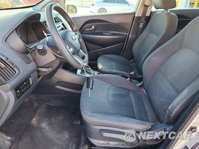 Zdjęcie 7 z 12 samochodu: 2014 KIA RIO LX VIN:KNADM4A38E6357269 - miniatura