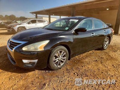 2015 NISSAN ALTIMA 2.5 S 1N4AL3AP1FN915918 - główne zdjęcie licytacji z USA - miniatura