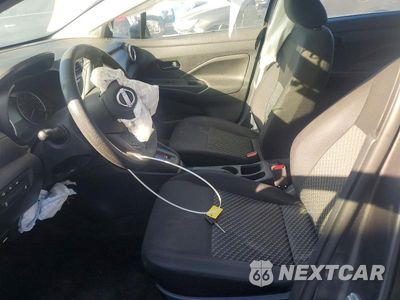 Zdjęcie 7 z 12 samochodu: 2023 NISSAN VERSA S VIN:3N1CN8DV7PL856074 - miniatura