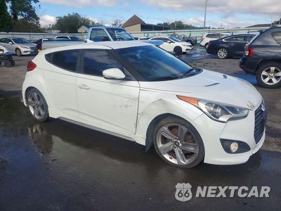Czwarte zdjęcie samochodu z boku: 2014 HYUNDAI VELOSTER TURBO VIN:KMHTC6AE6EU192733 - miniatura