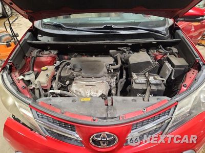 Zdjęcie 11 z 13 samochodu: 2014 TOYOTA RAV4 XLE VIN:2T3RFREV8EW184458 - miniatura