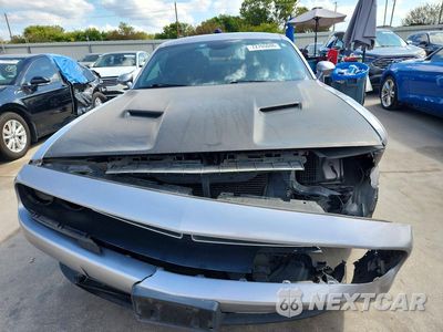 Piąte zdjęcie samochodu w środku: 2017 DODGE CHALLENGER SXT VIN:2C3CDZAG6HH536139 - miniatura