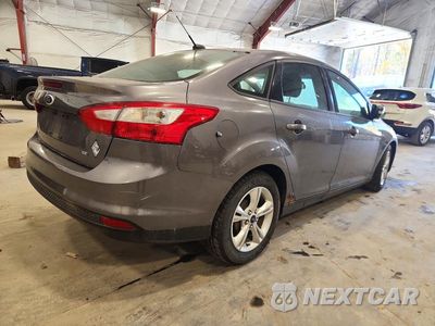 Trzecie zdjęcie samochodu z tyłu: 2013 FORD FOCUS SE VIN:1FADP3F28DL206443 - miniatura