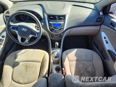 Zdjęcie 8 z 12 samochodu: 2012 HYUNDAI ACCENT GLS VIN:KMHCU4AE6CU181293 - miniatura