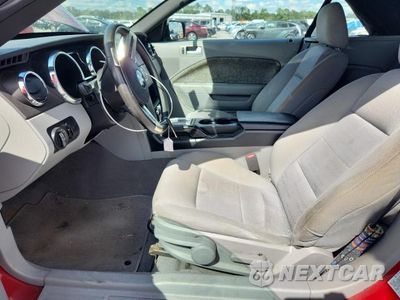 Zdjęcie 7 z 12 samochodu: 2008 FORD MUSTANG VIN:1ZVHT84N385186000 - miniatura