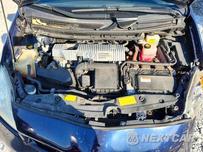 Zdjęcie 11 z 12 samochodu: 2013 TOYOTA PRIUS TWO VIN:JTDKN3DU3D0348129 - miniatura