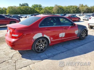 Trzecie zdjęcie samochodu z tyłu: 2013 MERCEDES-BENZ C 350 VIN:WDDGF5HB0DA863595 - miniatura