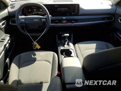 Zdjęcie 8 z 13 samochodu: 2025 KIA K4 LXS VIN:3KPFT4DE9SE044684 - miniatura