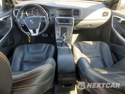 Zdjęcie 8 z 12 samochodu: 2016 VOLVO S60 PREMIER VIN:YV126MFKXG2396180 - miniatura