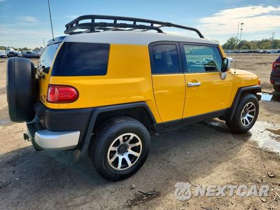 Trzecie zdjęcie samochodu z tyłu: 2007 TOYOTA FJ CRUISER BASE VIN:JTEBU11F970058300 - miniatura
