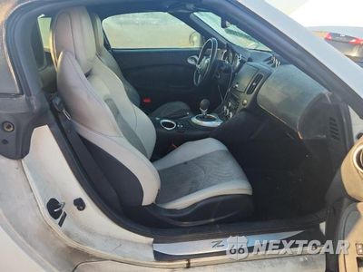 Zdjęcie 10 z 12 samochodu: 2010 NISSAN 370Z ROADSTER VIN:JN1AZ4FH0AM300911 - miniatura