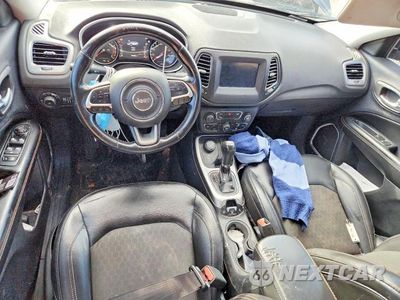 Zdjęcie 8 z 12 samochodu: 2018 JEEP COMPASS LATITUDE VIN:3C4NJDBB0JT255731 - miniatura