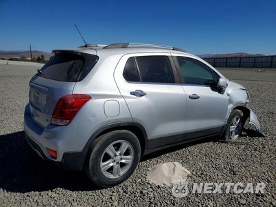 Trzecie zdjęcie samochodu z tyłu: 2019 CHEVROLET TRAX 1LT VIN:KL7CJLSB7KB892133 - miniatura