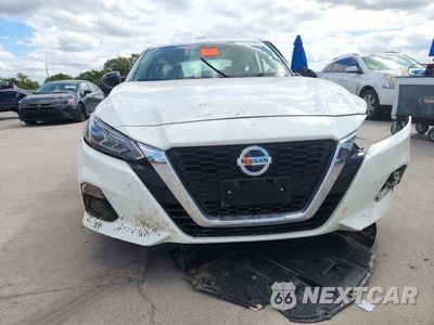 Piąte zdjęcie samochodu w środku: 2021 NISSAN ALTIMA SL VIN:1N4BL4EWXMN350741 - miniatura