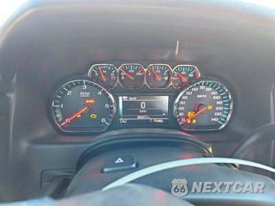 Zdjęcie 9 z 13 samochodu: 2019 CHEVROLET TAHOE K1500 LT VIN:1GNSKBKC5KR142565 - miniatura