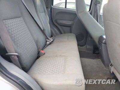 Zdjęcie 11 z 13 samochodu: 2007 JEEP LIBERTY SPORT VIN:1J4GL48K37W621396 - miniatura