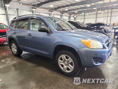 Czwarte zdjęcie samochodu z boku: 2010 TOYOTA RAV4 BASE VIN:JTMBF4DVXAD036826 - miniatura