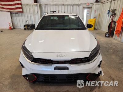 Piąte zdjęcie samochodu w środku: 2023 KIA FORTE GT VIN:3KPF44AC7PE519417 - miniatura