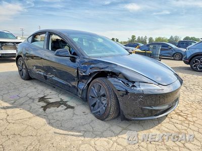 Czwarte zdjęcie samochodu z boku: 2025 TESLA MODEL 3 VIN:5YJ3E1EB2SF903401 - miniatura