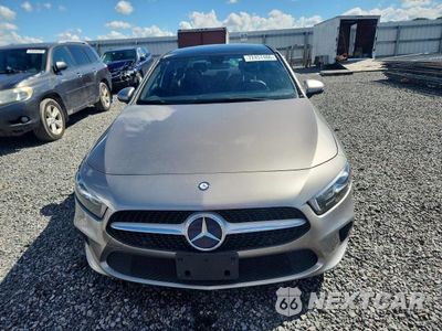 Piąte zdjęcie samochodu w środku: 2020 MERCEDES-BENZ A 220 VIN:WDD3G4EB3LW041577 - miniatura