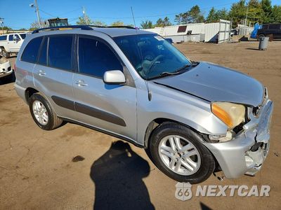Czwarte zdjęcie samochodu z boku: 2002 TOYOTA RAV4 BASE VIN:JTEHH20V026014995 - miniatura