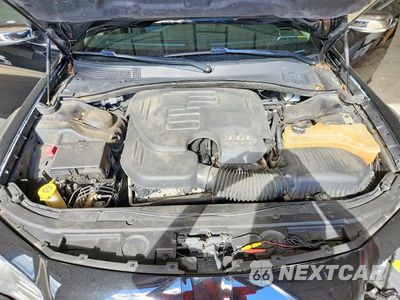 Zdjęcie 11 z 12 samochodu: 2016 CHRYSLER 300C VIN:2C3CCAKG9GH244258 - miniatura
