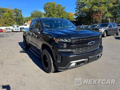Czwarte zdjęcie samochodu z boku: 2019 CHEVROLET SILVERADO K1500 RST VIN:1GCRYEEKXKZ276482 - miniatura
