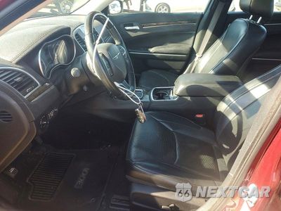 Zdjęcie 7 z 12 samochodu: 2016 CHRYSLER 300C VIN:2C3CCAEG7GH351160 - miniatura