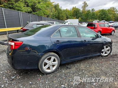 Trzecie zdjęcie samochodu z tyłu: 2013 TOYOTA CAMRY SE VIN:4T1BF1FK2DU673534 - miniatura