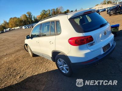Drugie zdjęcie samochodu z przodu: 2016 VOLKSWAGEN TIGUAN S VIN:WVGBV7AX7GW541502 - miniatura