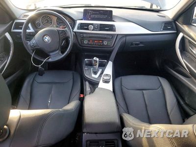 Zdjęcie 8 z 12 samochodu: 2014 BMW 320 I XDRIVE VIN:WBA3C3G58ENS67949 - miniatura