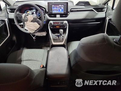Zdjęcie 8 z 14 samochodu: 2022 TOYOTA RAV4 XLE VIN:4T3RWRFV3NU061150 - miniatura