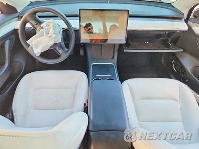 Zdjęcie 8 z 12 samochodu: 2023 TESLA MODEL 3 VIN:5YJ3E1EA3PF424757 - miniatura