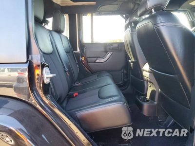 Zdjęcie 10 z 13 samochodu: 2017 JEEP WRANGLER UNLIMITED SPORT VIN:1C4BJWDG9HL598678 - miniatura