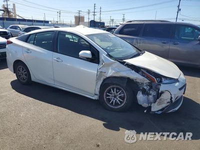 Czwarte zdjęcie samochodu z boku: 2019 TOYOTA PRIUS LE VIN:JTDKARFU5K3079350 - miniatura