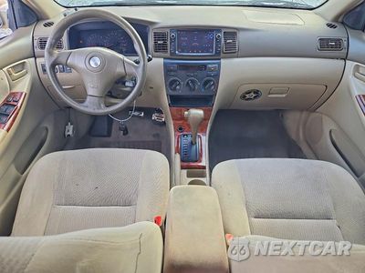 Zdjęcie 8 z 12 samochodu: 2005 TOYOTA COROLLA LE VIN:1NXBR32E95Z421980 - miniatura
