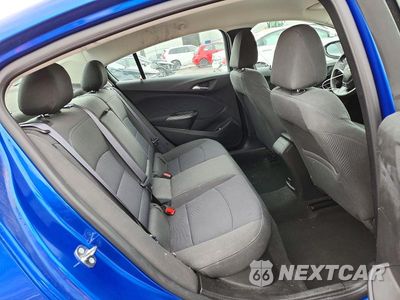 Zdjęcie 10 z 12 samochodu: 2017 CHEVROLET CRUZE LT VIN:1G1BE5SM7H7260172 - miniatura