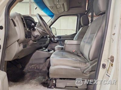 Zdjęcie 7 z 14 samochodu: 2016 NISSAN NV 3500 HD SV VIN:1N6AF0LYXGN817037 - miniatura