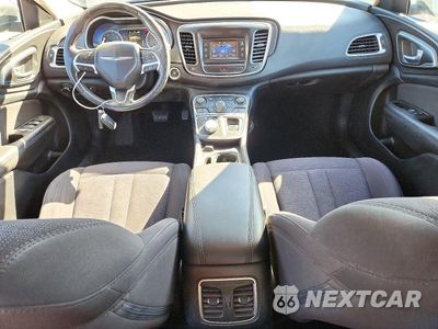 Zdjęcie 8 z 12 samochodu: 2015 CHRYSLER 200 LIMITED VIN:1C3CCCAB8FN674676 - miniatura