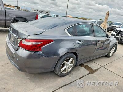 Trzecie zdjęcie samochodu z tyłu: 2018 NISSAN ALTIMA 2.5 S VIN:1N4AL3AP9JC116196 - miniatura