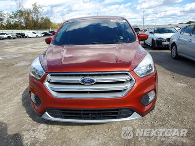 Piąte zdjęcie samochodu w środku: 2019 FORD ESCAPE SE VIN:1FMCU9GD0KUA61578 - miniatura