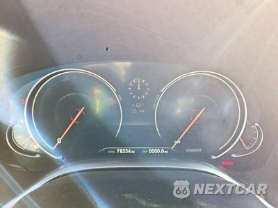 Zdjęcie 9 z 13 samochodu: 2016 BMW 740 I VIN:WBA7E2C58GG547650 - miniatura
