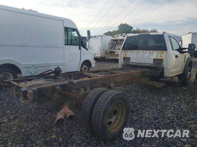 Trzecie zdjęcie samochodu z tyłu: 2017 FORD F550 SUPER DUTY VIN:1FDUF5GT0HEE04746 - miniatura