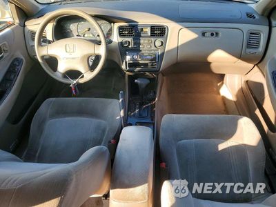 Zdjęcie 8 z 12 samochodu: 2000 HONDA ACCORD SE VIN:1HGCG6697YA094774 - miniatura