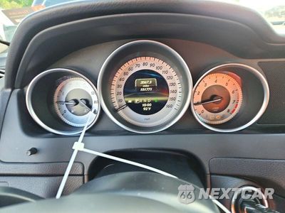 Zdjęcie 9 z 12 samochodu: 2013 MERCEDES-BENZ C 300 4MATIC VIN:WDDGF8ABXDR261218 - miniatura