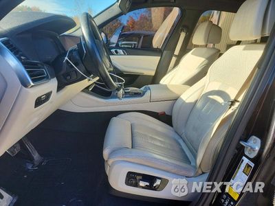 Zdjęcie 7 z 13 samochodu: 2019 BMW X5 XDRIVE40I VIN:5UXCR6C55KLL37003 - miniatura