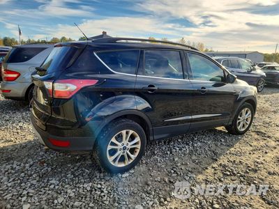 Trzecie zdjęcie samochodu z tyłu: 2017 FORD ESCAPE SE VIN:1FMCU9GD3HUC30243 - miniatura